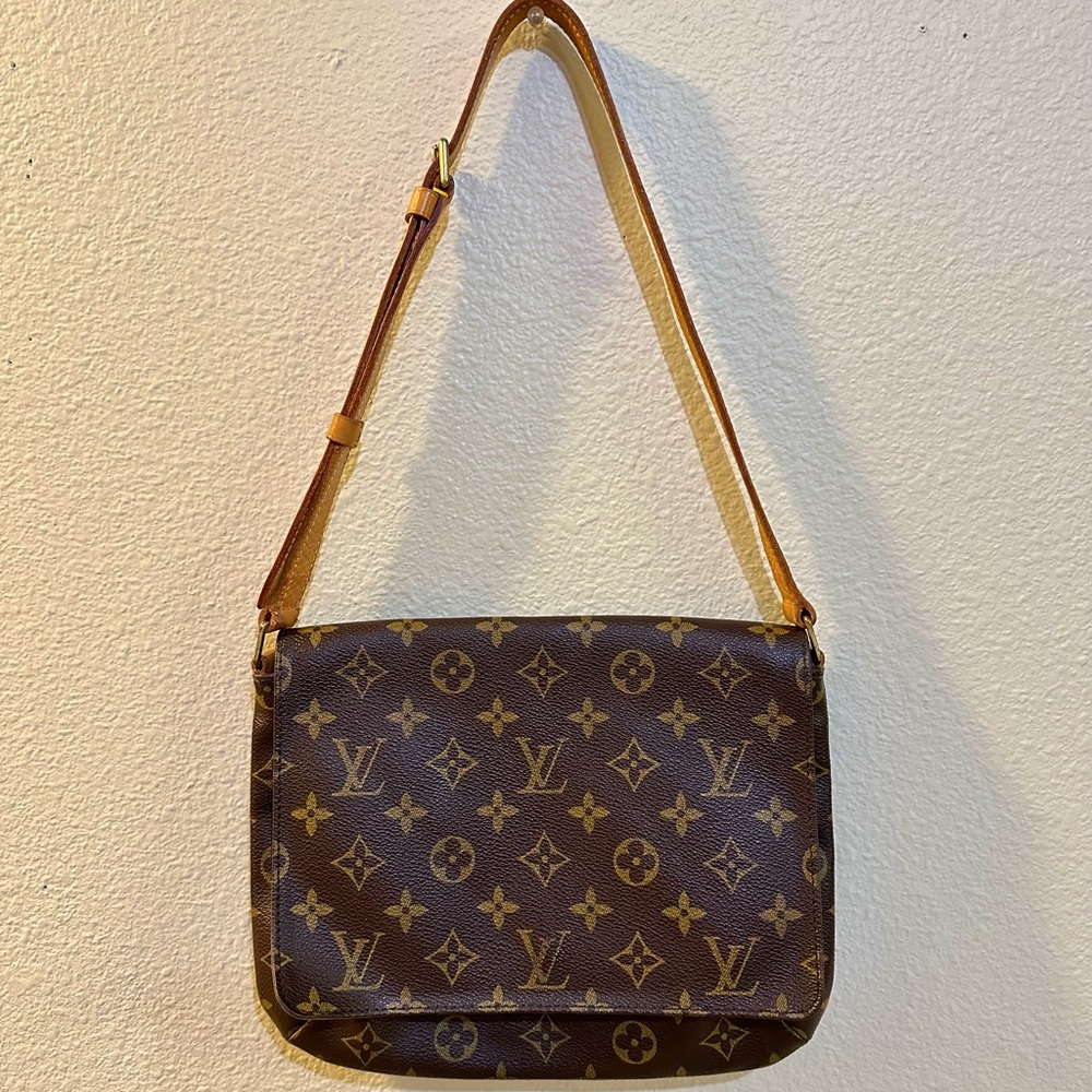 Louis Vuitton Clutch Crossbody nineties